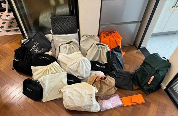 和田地区墨玉县回收奢侈品衣服.jpg